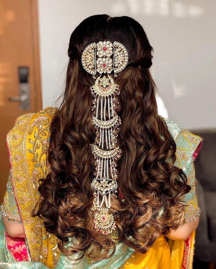 Trending Bridal Hair Accessories For Wedding